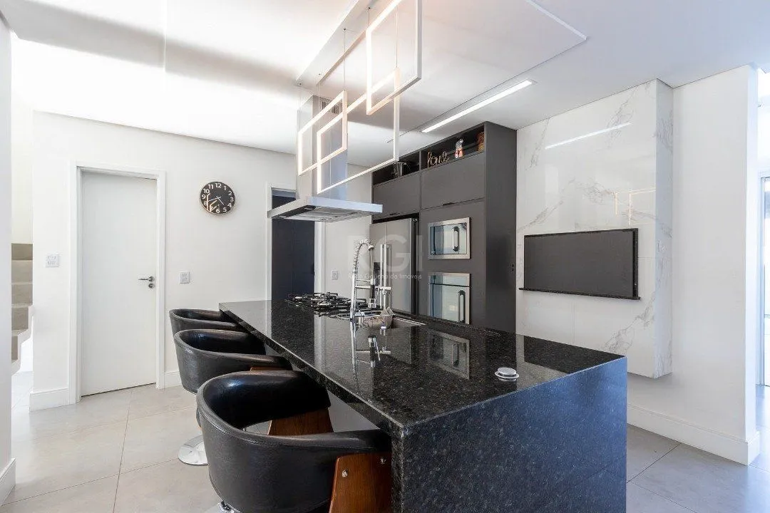 Imagem Casa Condominio para Venda - 280m², 3 dormitórios, sendo 3 suites, 4 vagas - Lagos De Nova Ipanema