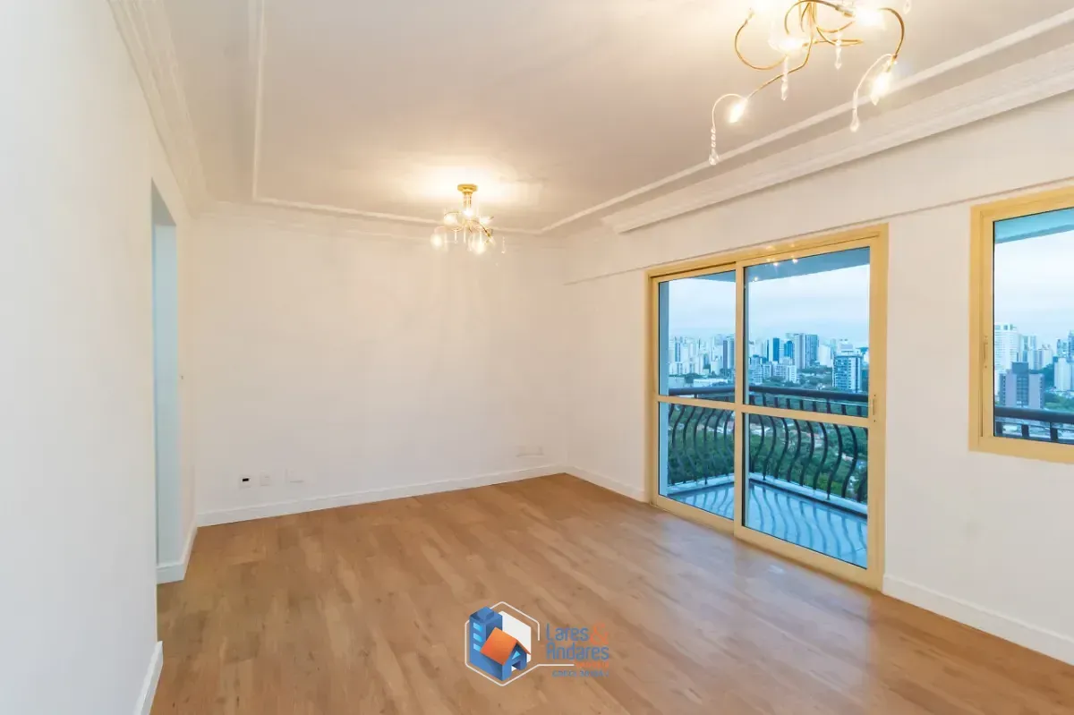Imagem Apartamento para venda em Moema com 3 quartos, sendo 1 suíte, 112m²