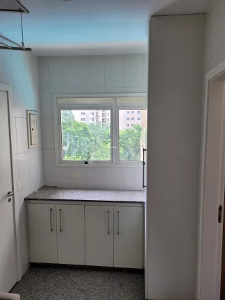 Imagem Apartamento à venda no Paraíso, São Paulo-SP: 3 quartos, 3 suítes, 3 salas, 5 banheiros, 4 vagas de garagem, 265m² de área!