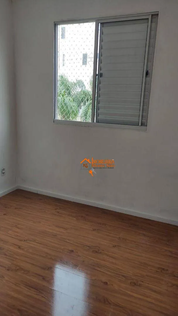 Imagem Apartamento com 2 dormitórios à venda, 46 m² por R$ 250.000,00 - Água Chata - Guarulhos/SP