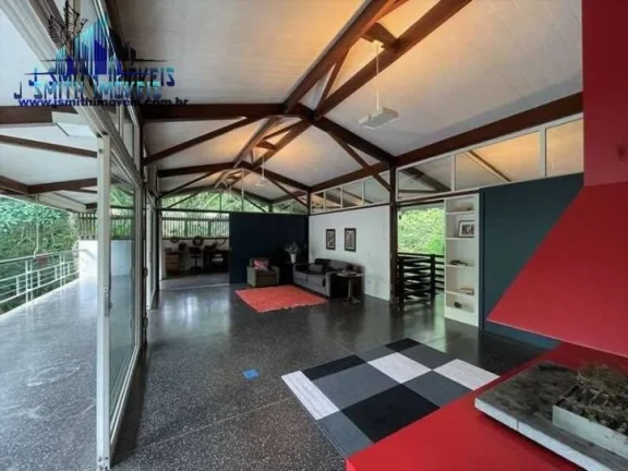 Imagem Cond. dos Arquitetos na Granja Viana - Contemporânea e despojada! Única!