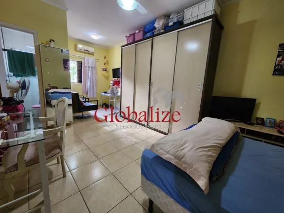 Imagem Sobrado à venda no Bairro Estuário em Santos com 3 suítes, 2 vagas por R$960.000,00