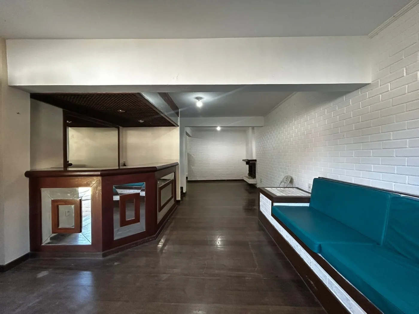 Imagem Casa em Condomínio para Venda em Petrópolis / RJ no bairro Nogueira