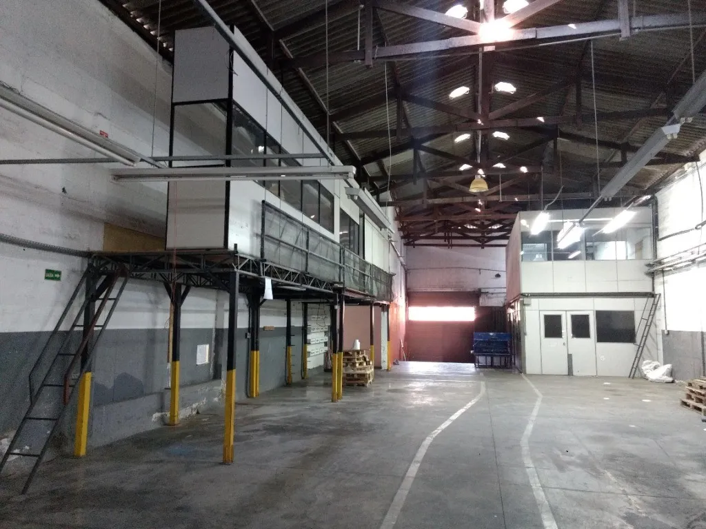 Imagem Locação de Galpão Industrial de 1.000m² em São Caetano do Sul - São José: Oportunidade Imperdível!
