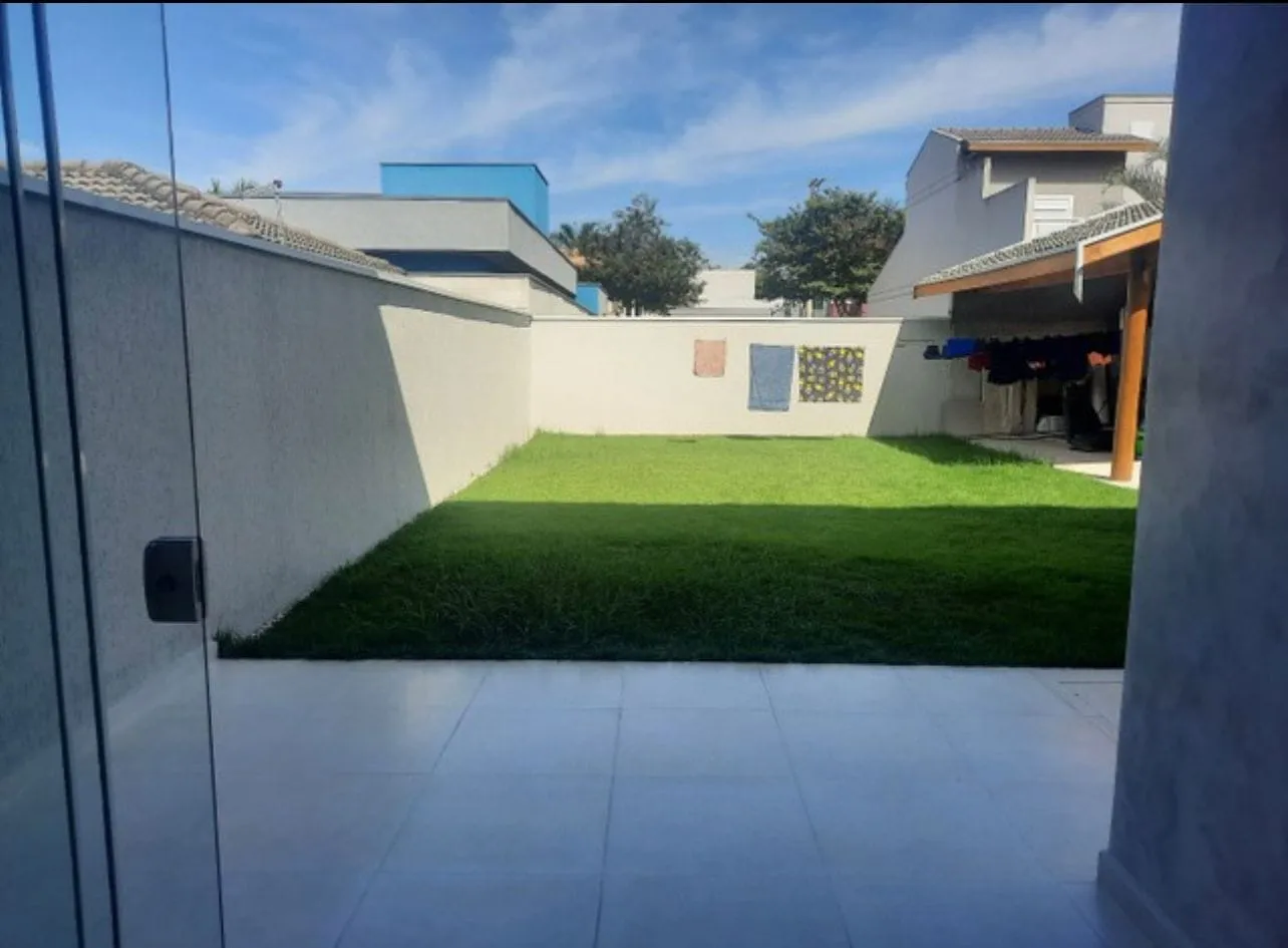 Imagem Casa à venda 3 Quartos, 1 Suite, 2 Vagas, 300M², Abaete, Taubaté - SP