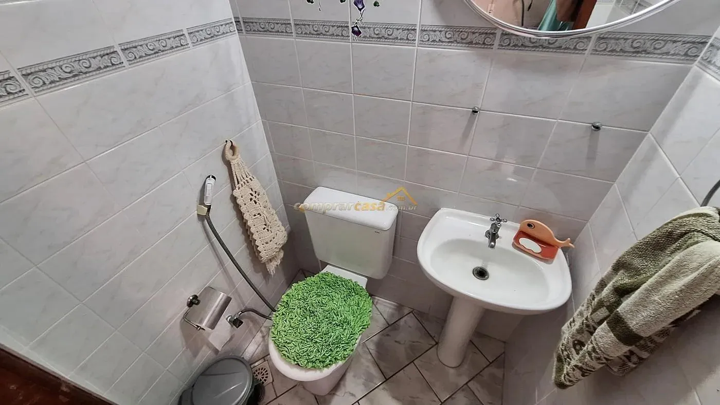 Imagem Casa em Condomínio para Venda em Cabo Frio / RJ no bairro Ogiva