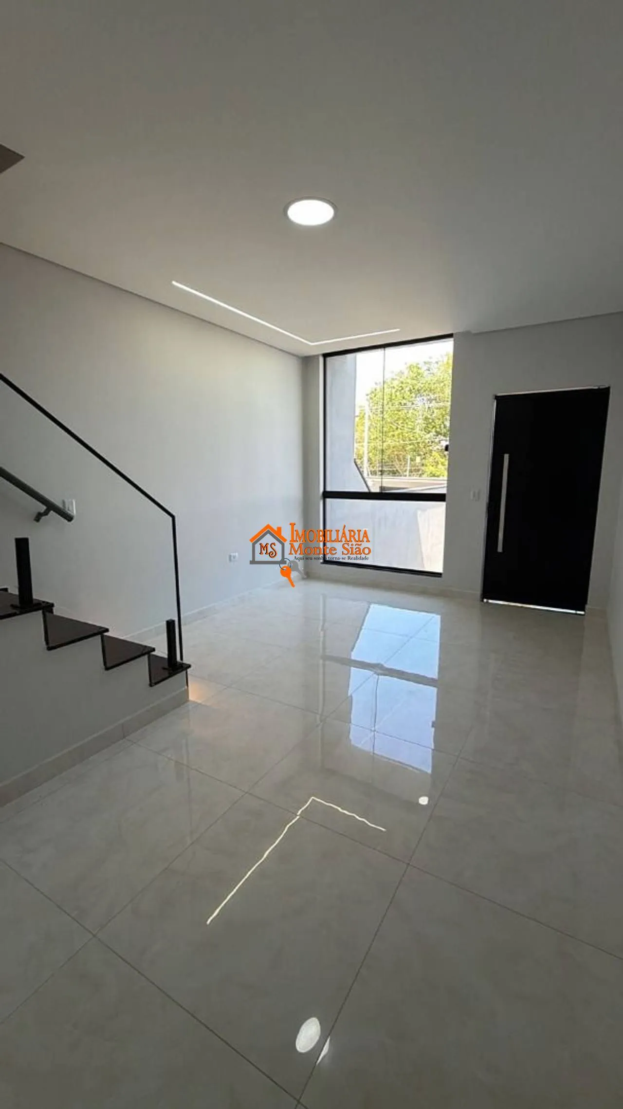 Foto do imóvel Sobrado com 2 dormitórios à venda, 75 m² por R$ 490.000,00 - Jardim Zélia - Itaquaquecetuba/SP