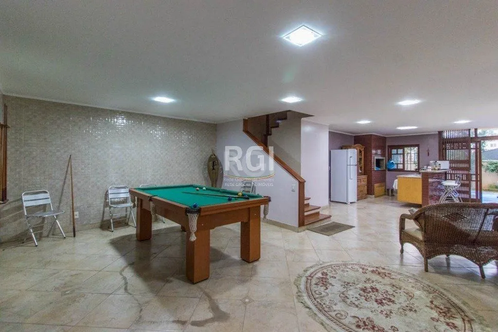 Imagem Sobrado para Venda - 499.98m², 4 dormitórios, sendo 3 suites, 4 vagas - Jardim Ipiranga