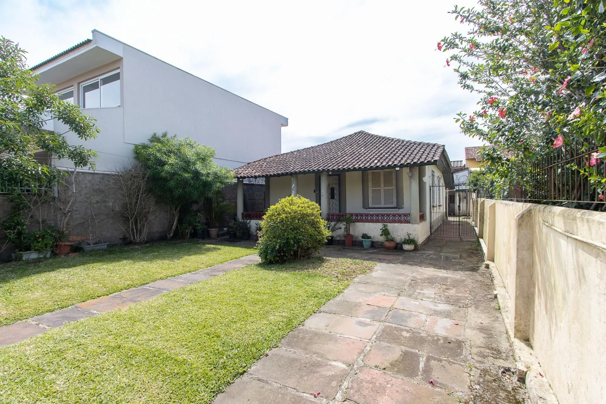 Imagem Casa para Venda - 160m², 3 dormitórios, 3 vagas - Ipanema