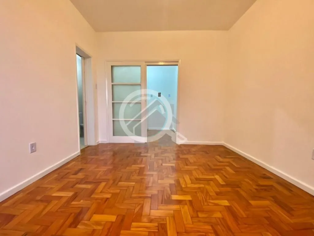 Imagem Apartamento de um dormitório em frente a Santa Casa. Excelente localização, com vista incrível e...