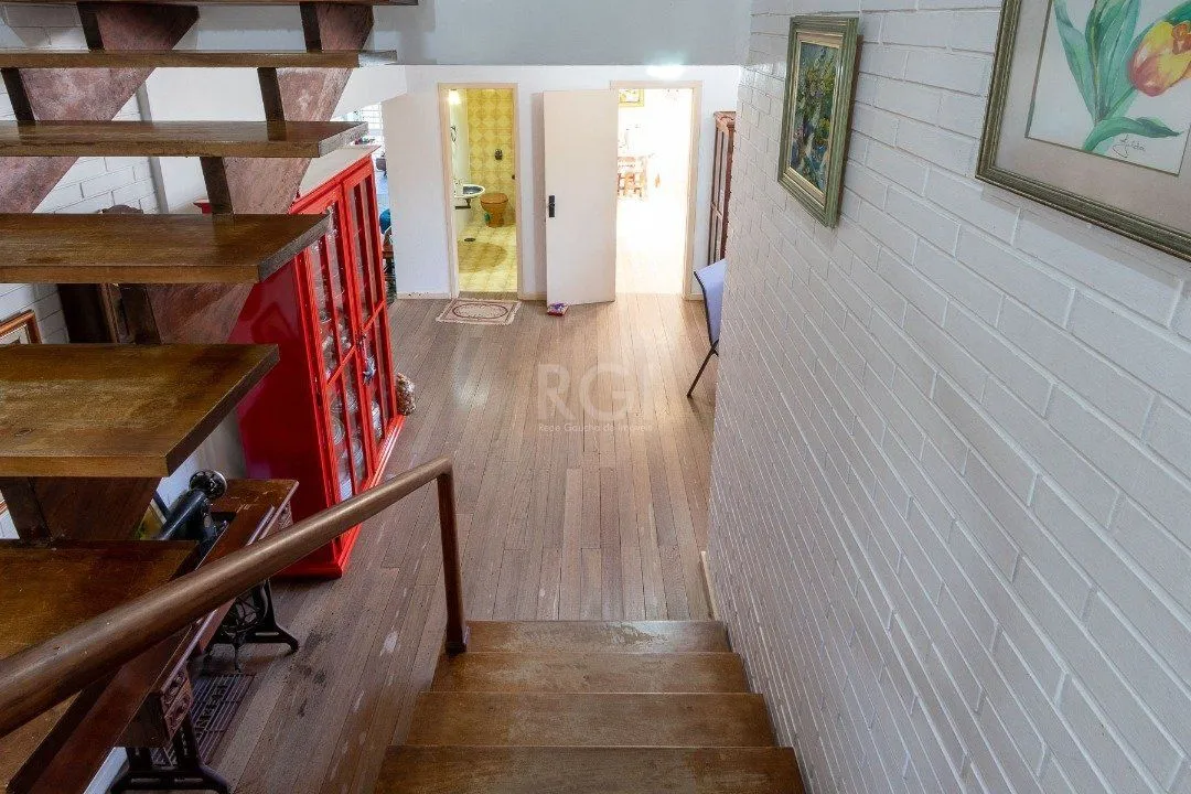Imagem Casa para Venda - 400m², 5 dormitórios, sendo 2 suites, 4 vagas - Vila Assunção