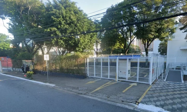 Imagem Loja com 565m² em Santana.