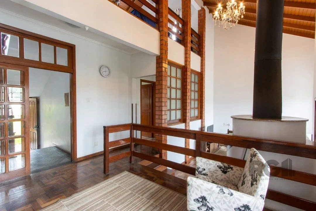 Imagem Casa para Venda - 440m², 3 dormitórios, sendo 1 suites, 2 vagas - Santa Tereza