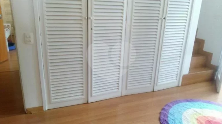 Imagem Sobrado à venda com 5 quartos, sendo 2 suítes, em Butantã, São Paulo - SP