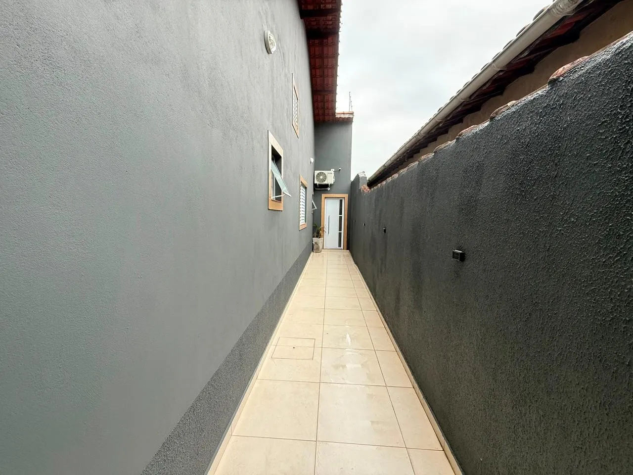 Imagem Casa para Venda em Mongaguá, Itaóca, 2 dormitórios, 1 suíte, 1 banheiro, 2 vagas