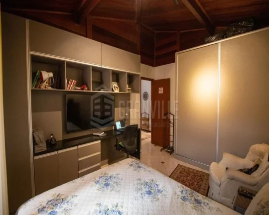 Imagem Village Alvorada!!! SHIS QL 32!!! Casa Térrea com Piscina, Churrasqueira e Sauna!!!