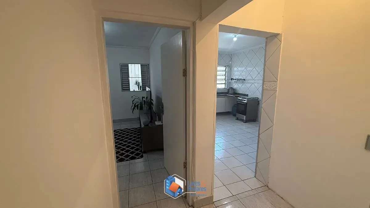 Imagem Casa para venda em Jardim Irapiranga com 5 quartos, sendo 1 suíte, 394m²