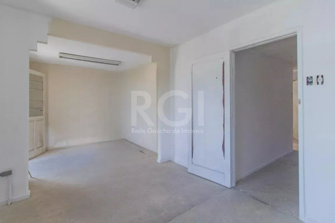 Imagem Vende casa 03 dormitórios, 275,22 m², bairro Azenha/Porto Alegre
