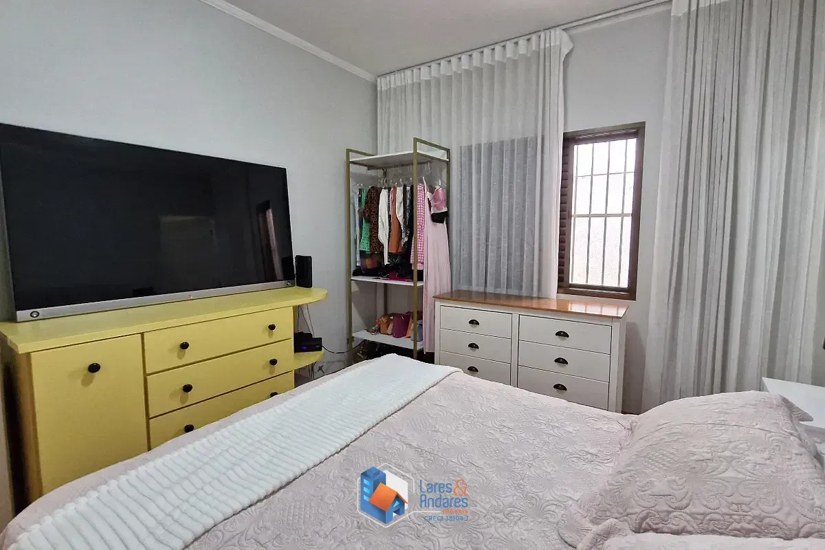 Imagem Casa para venda em Jardim Franca com 2 quartos, sendo 1 suíte, 105m²