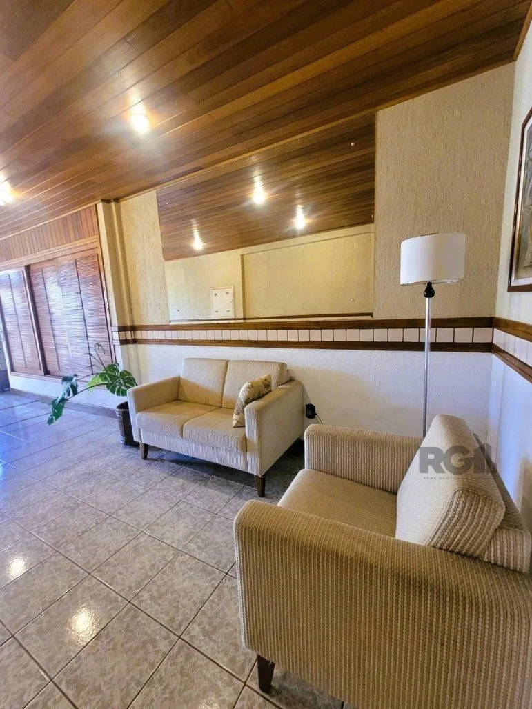 Imagem ÓTIMA OPORTUNIDADE NO BAIRRO SANTANA: LINDO DUPLEX COM VAGA COBERTA