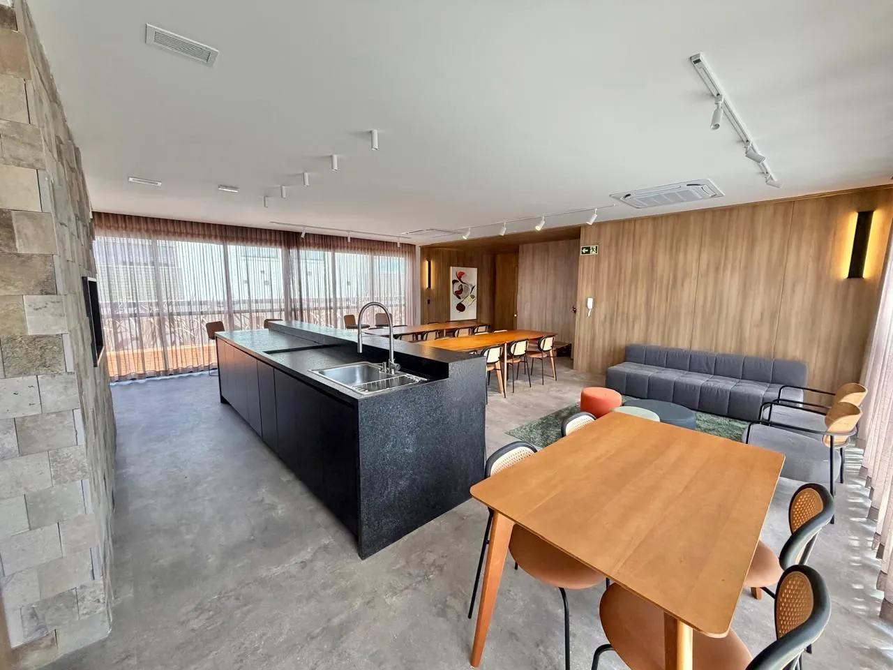 Imagem Excelente apartamento a venda no ITA123, com 2 domitórios no bairro Jardim Botânico.