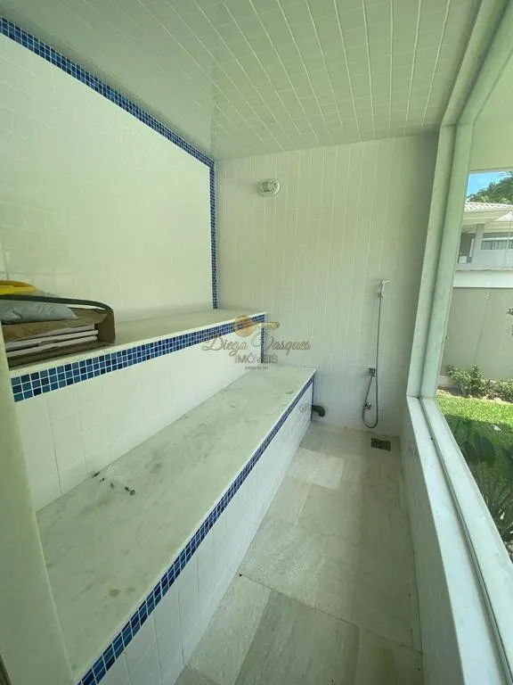 Imagem Casa em Condomínio para Venda em Teresópolis / RJ no bairro Prata
