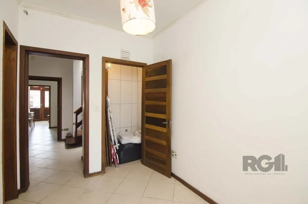 Imagem Excelente casa de 116m² com 2 dormitórios no bairro Cidade Baixa.