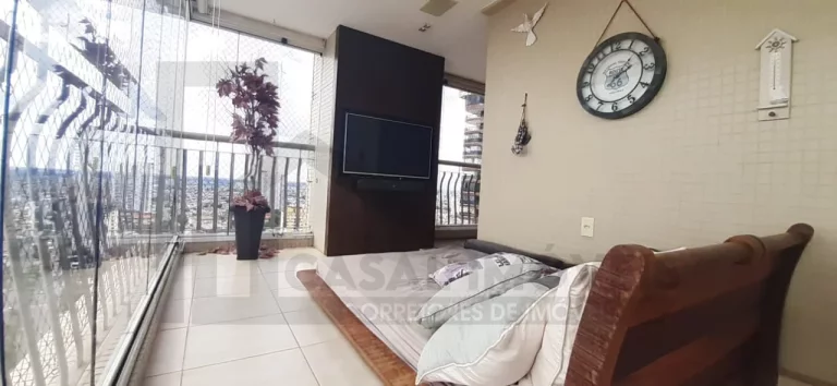 Imagem CASAL IMÓVEIS VENDE ED HORIZONTE II 250 M² 3 SUÍTES - MASTER BANHEIRO DULPO + 4 VGS ANDAR ALTO Fino acabamento e móveis de grife, tudo muito novo