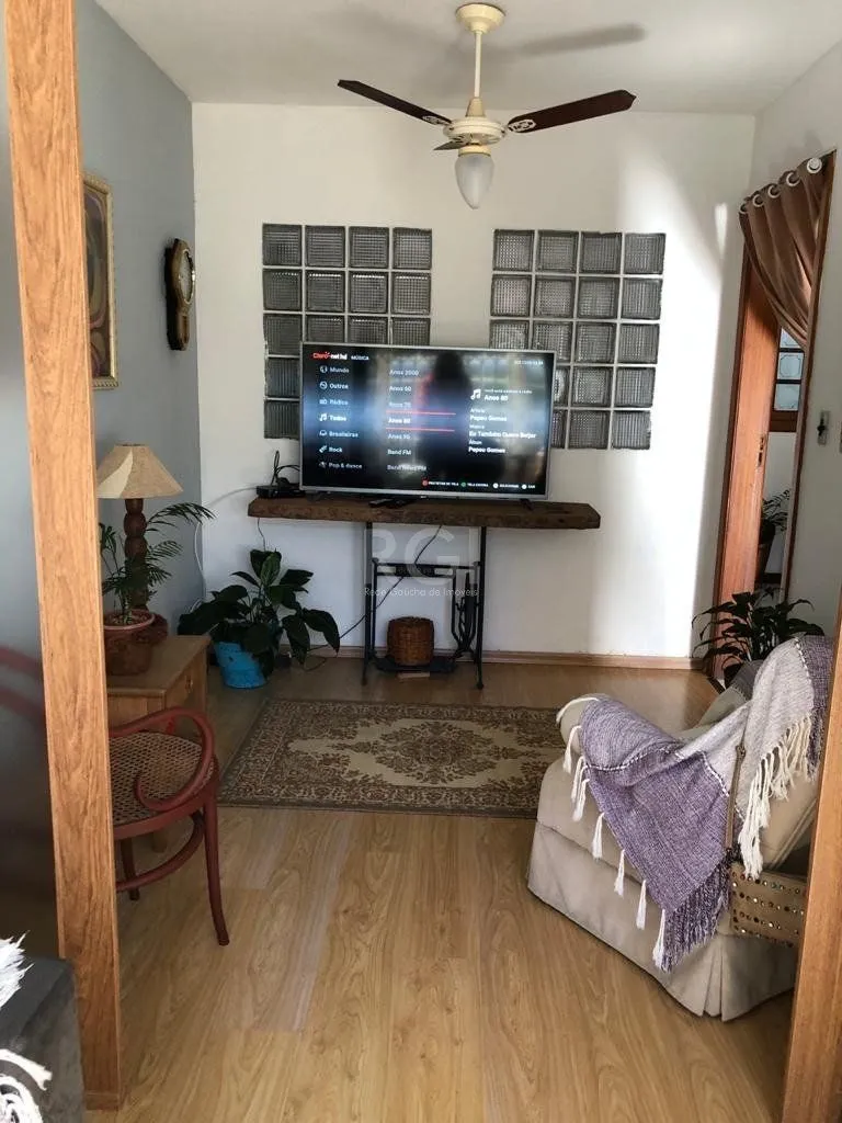 Imagem Casa para Venda - 178.5m², 3 dormitórios, sendo 2 suites, 2 vagas - Tristeza