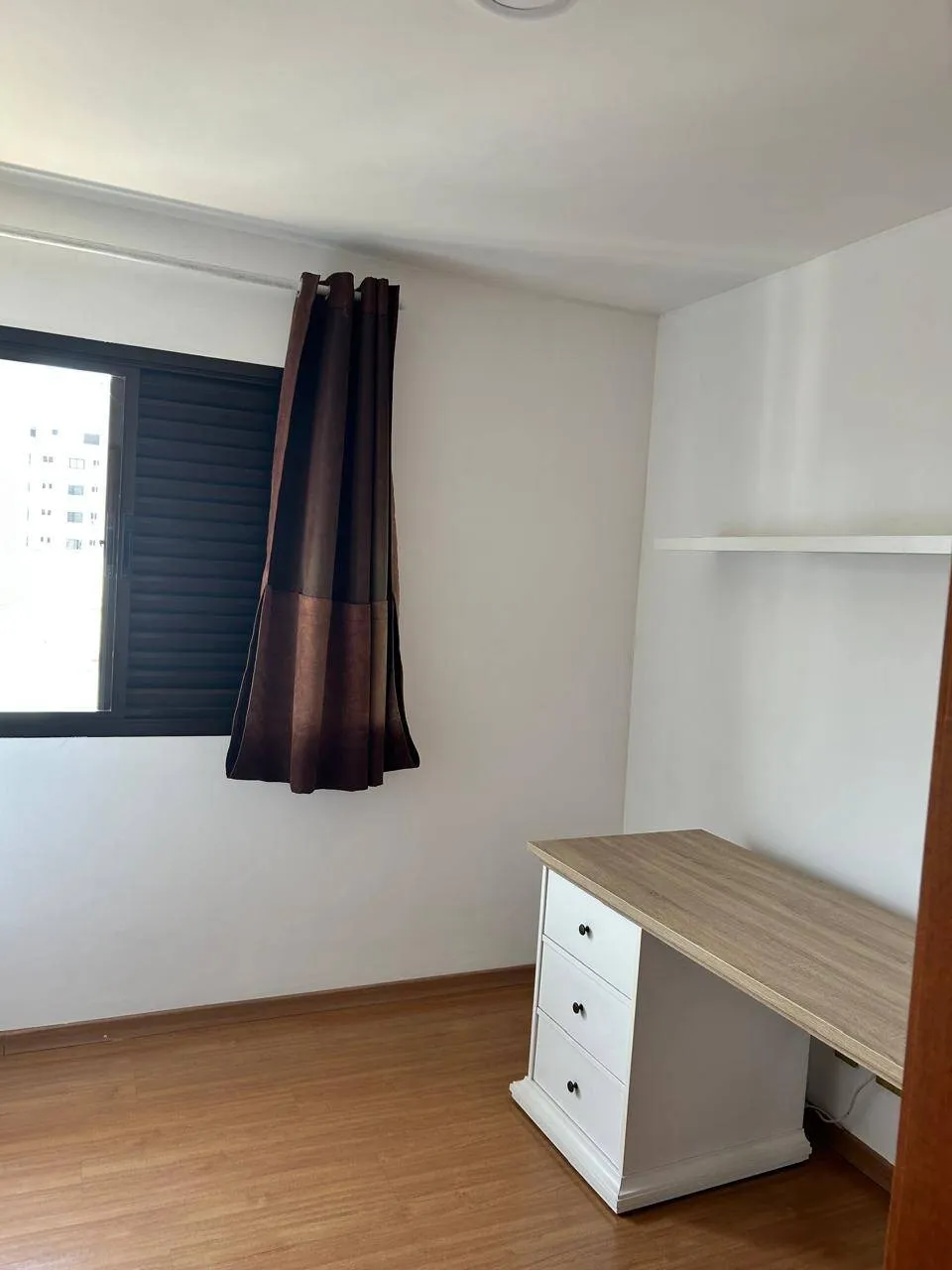 Imagem Apartamento Próximo ao Centro Comercial Alphaville - 3 Dormitórios, 1 Suíte, 90,2m²