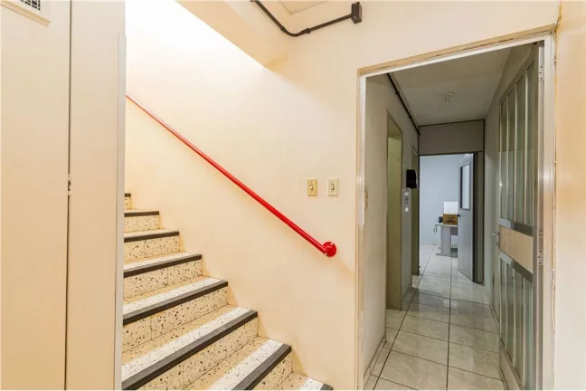 Imagem Edifício Comercial para venda no bairro Santa Maria Goretti em Porto Alegre