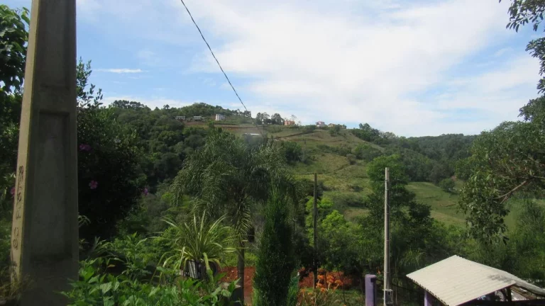 Imagem Casa para Venda em Concórdia, Colibri, 3 dormitórios, 2 banheiros, 2 vagas