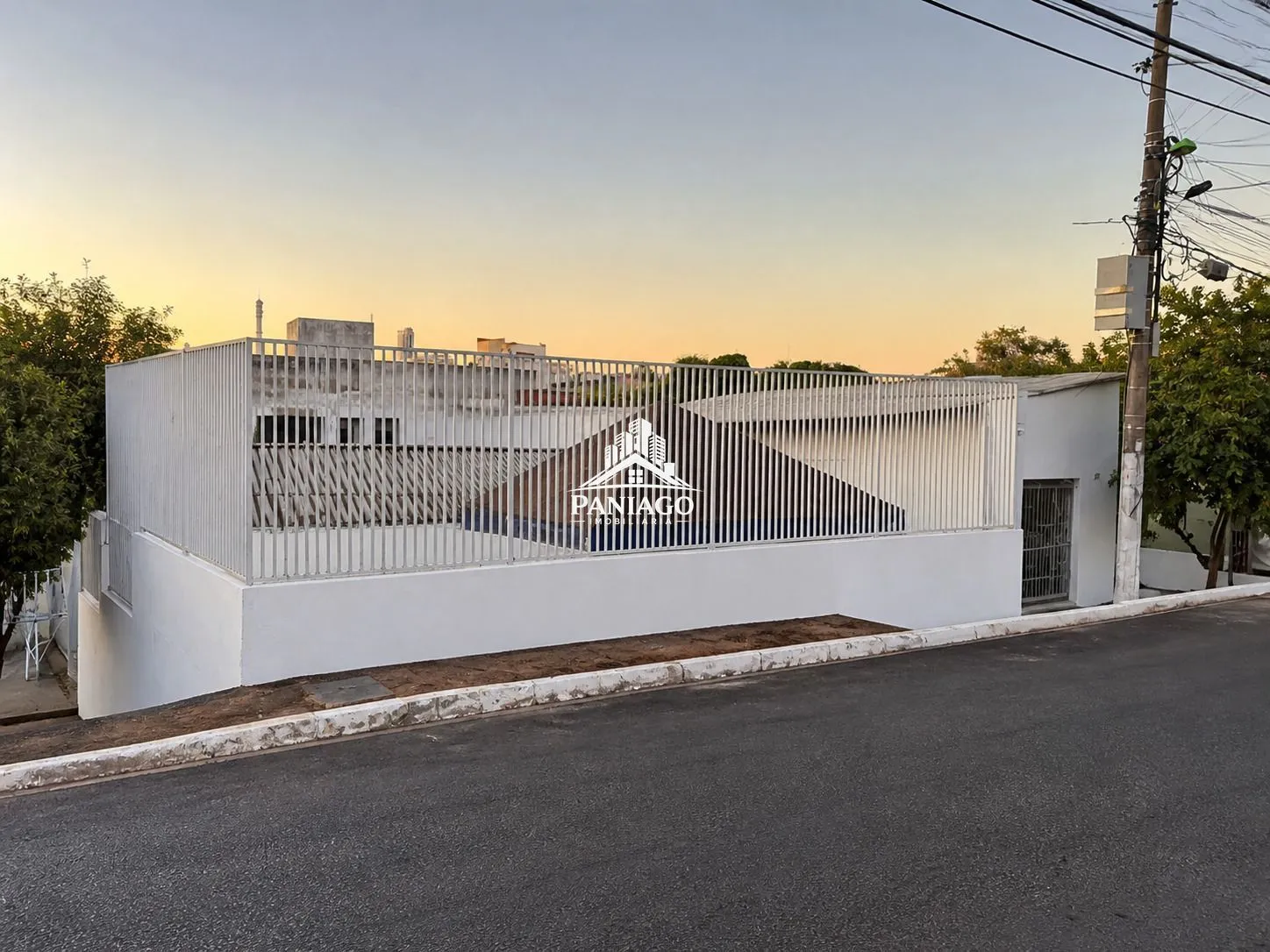 Imagem Terreno de Esquina no Dom Aquino em Cuiabá - Grande Potencial Comercial