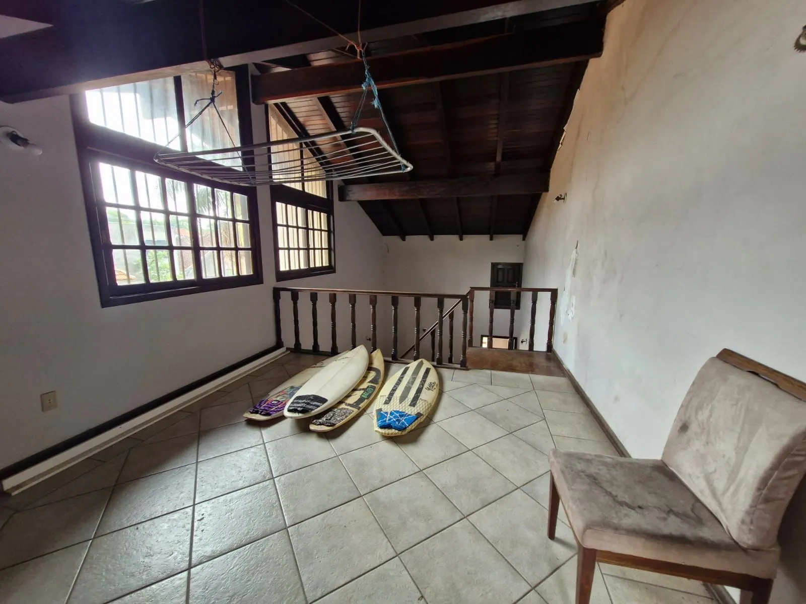 Imagem Casa de 3 dormitórios com piscina no bairro Teresópolis.