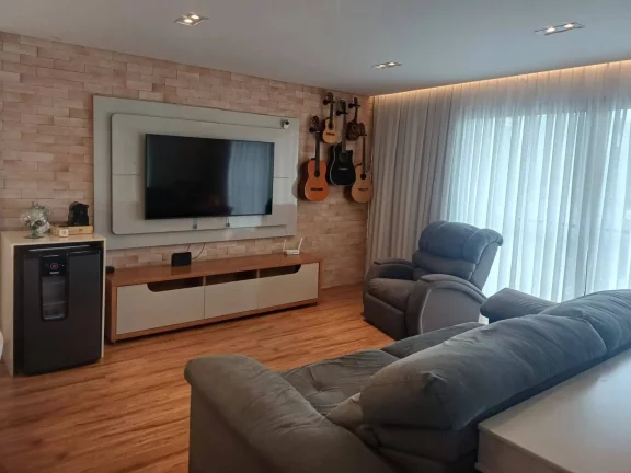 Imagem Casa Assobradada no Condomínio Villa Real
