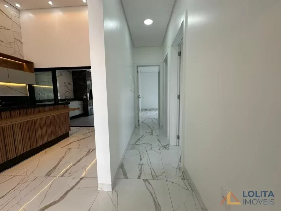 Imagem CASA COM 3 QUARTOS E 2 VAGAS DE GARAGEM À VENDA EM SÃO JOSÉ/SC