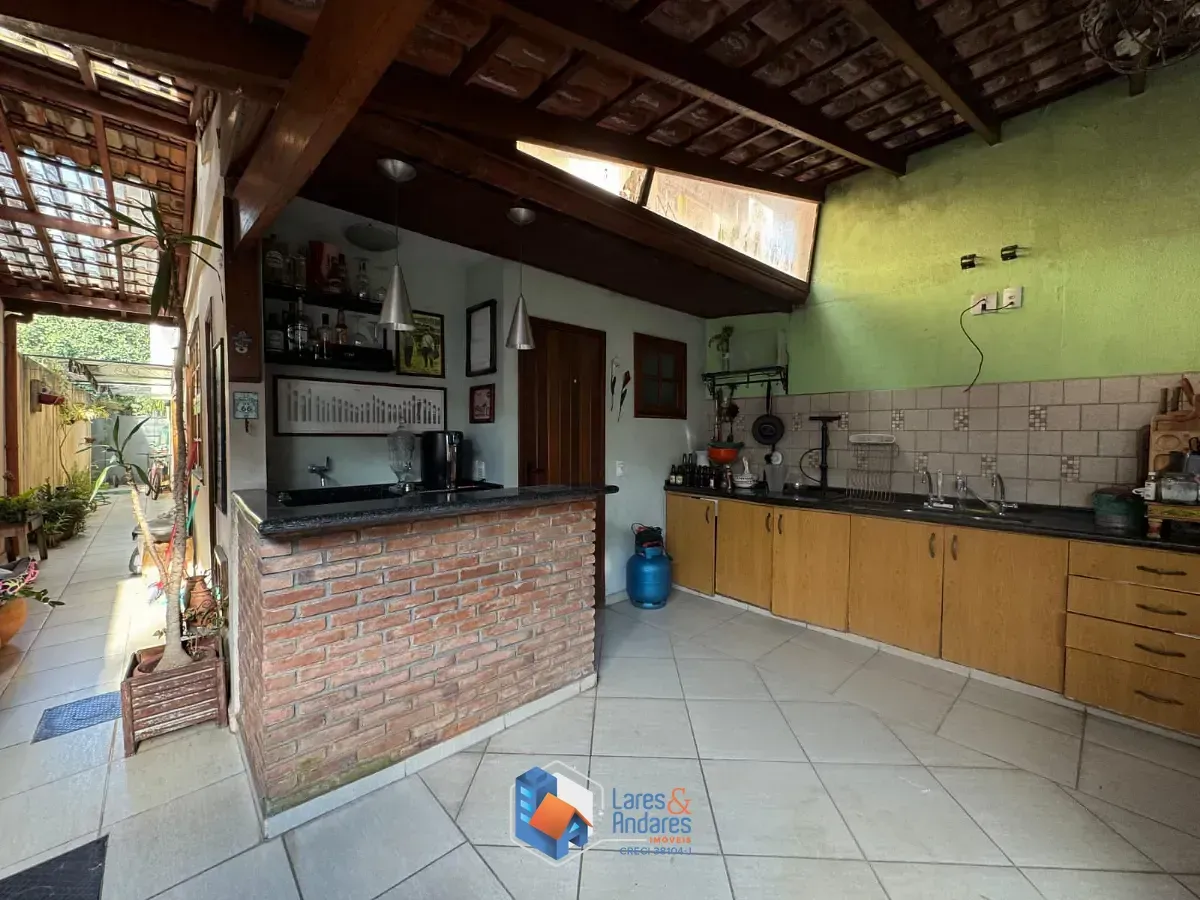 Imagem Casa no condomínio Vila Nobre de Bragança para venda com 3 quartos, sendo 1 suíte, 175m²