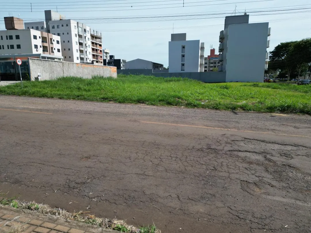 Imagem Terreno à venda em Cascavel, Fag - Rede de Esgoto e Rua Asfaltada