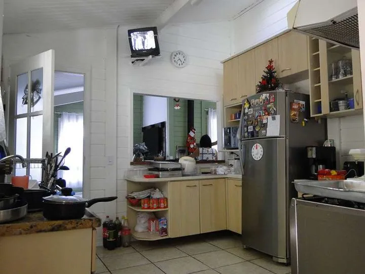 Imagem Casa com 4 Quartos à Venda, 250 m² em Várzea - Teresópolis