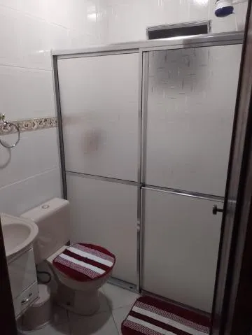 Imagem VENDA CHACARA CONDOMINIO SANTA ISABEL Excelente oportunidade!Com A/T 580m² e A/C 120m² distribuídos em 2 dormitórios sendo 1 suíte, sala.CONSULTE-NOS.