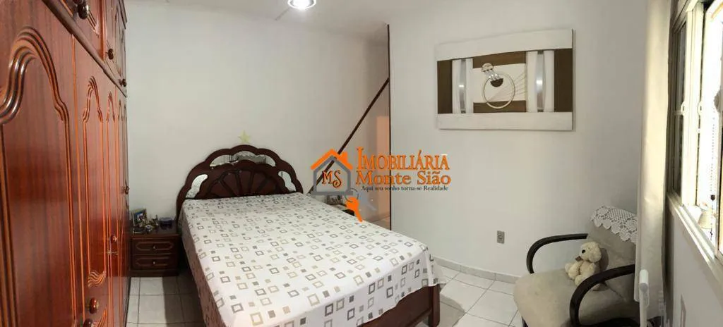 Imagem Casa com 3 dormitórios à venda, 169 m² por R$ 550.000,00 - Vila Rosália - Guarulhos/SP