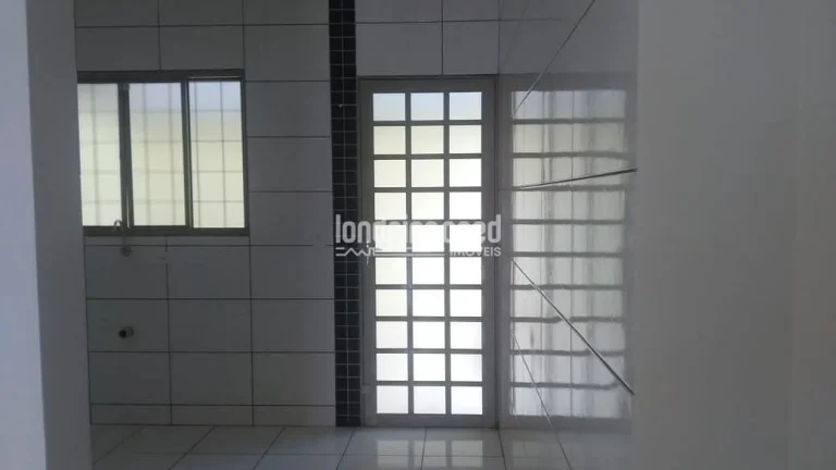 Imagem Linda Casa com Suíte à Venda no Grajaú – Maringá/PR Casa Moderna com 3 Quartos