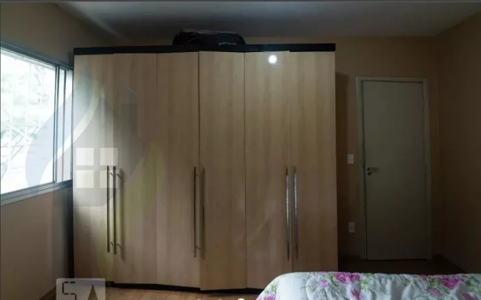 Imagem Apartamento de 2 dormitórios, 1 banheiro, 1 vaga, com 64m² em Rudge Ramos, São Bernardo do Campo