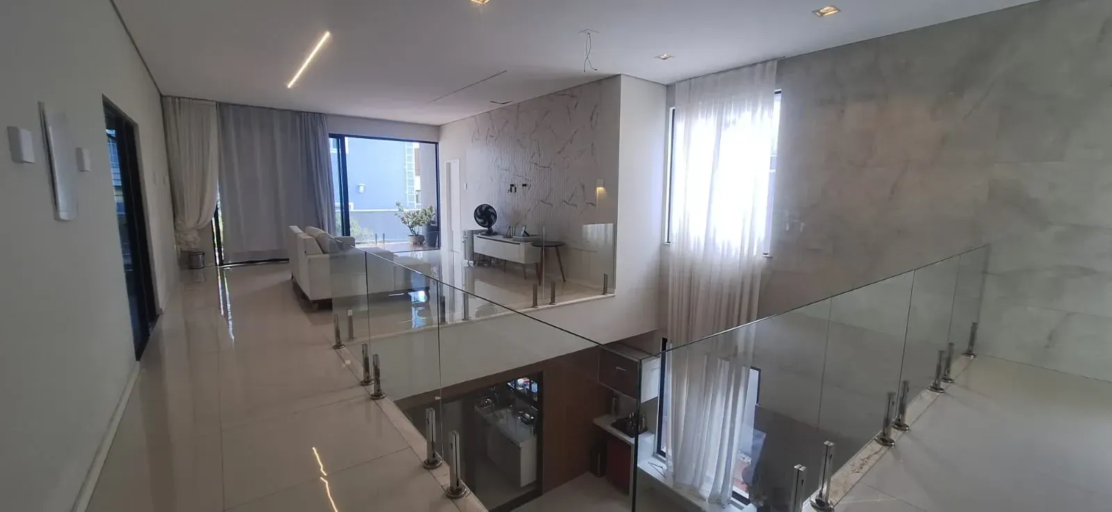 Imagem Casa de Condomínio com 3 Quartos à Venda, 420 m² em PIRES FAÇANHA - EUSEBIO