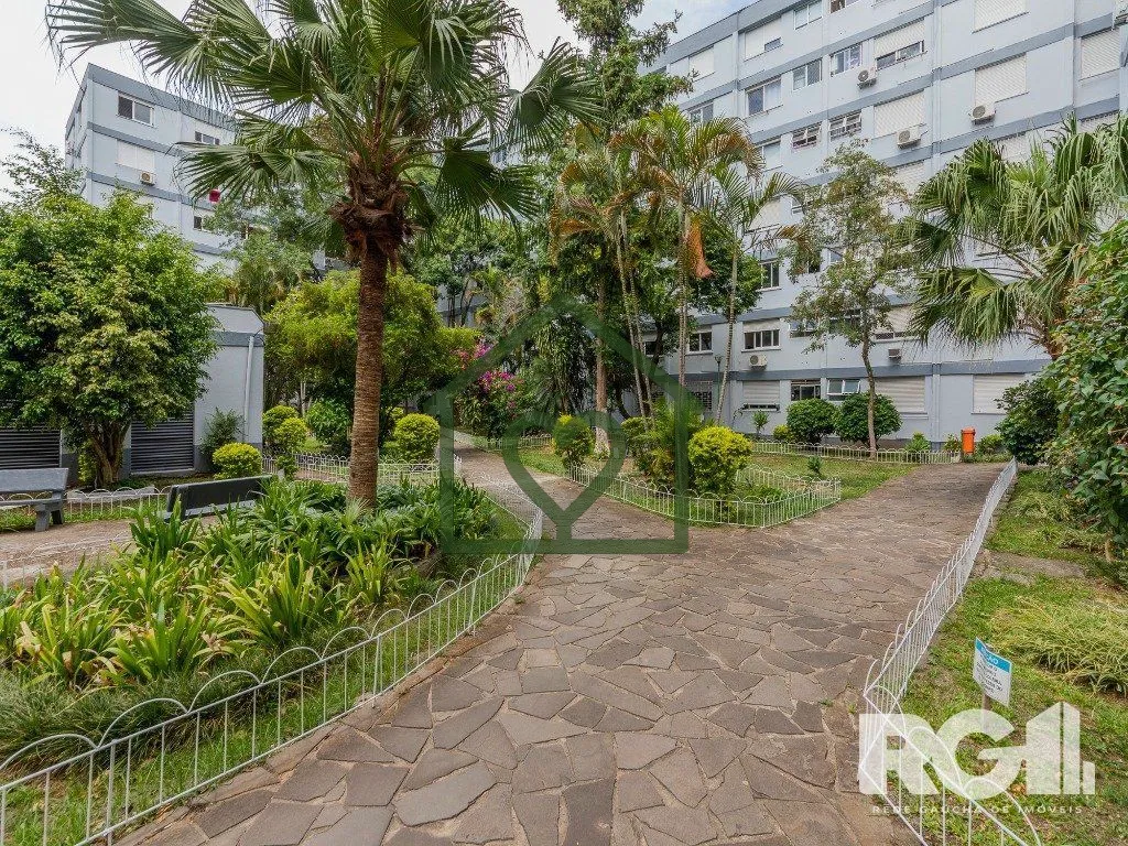 Imagem Apartamento 2 dormitórios no bairro Partenon Excelente apartamento de dois dormitórios, living, co...