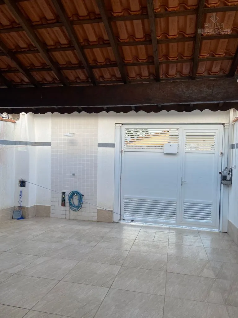 Imagem Casa térrea 2 dormitórios com piscina em Mongaguá
