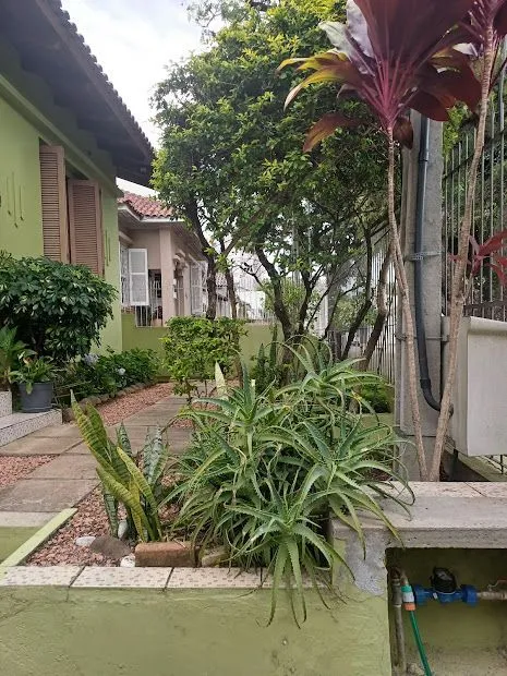 Imagem casa 3 dormitórios+ casa nos fundos de 1 dormitório