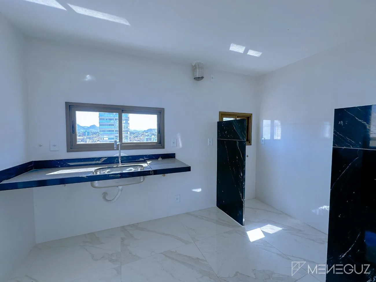 Imagem Apartamento 3 quartos a venda na quadra do mar da Praia do Morro