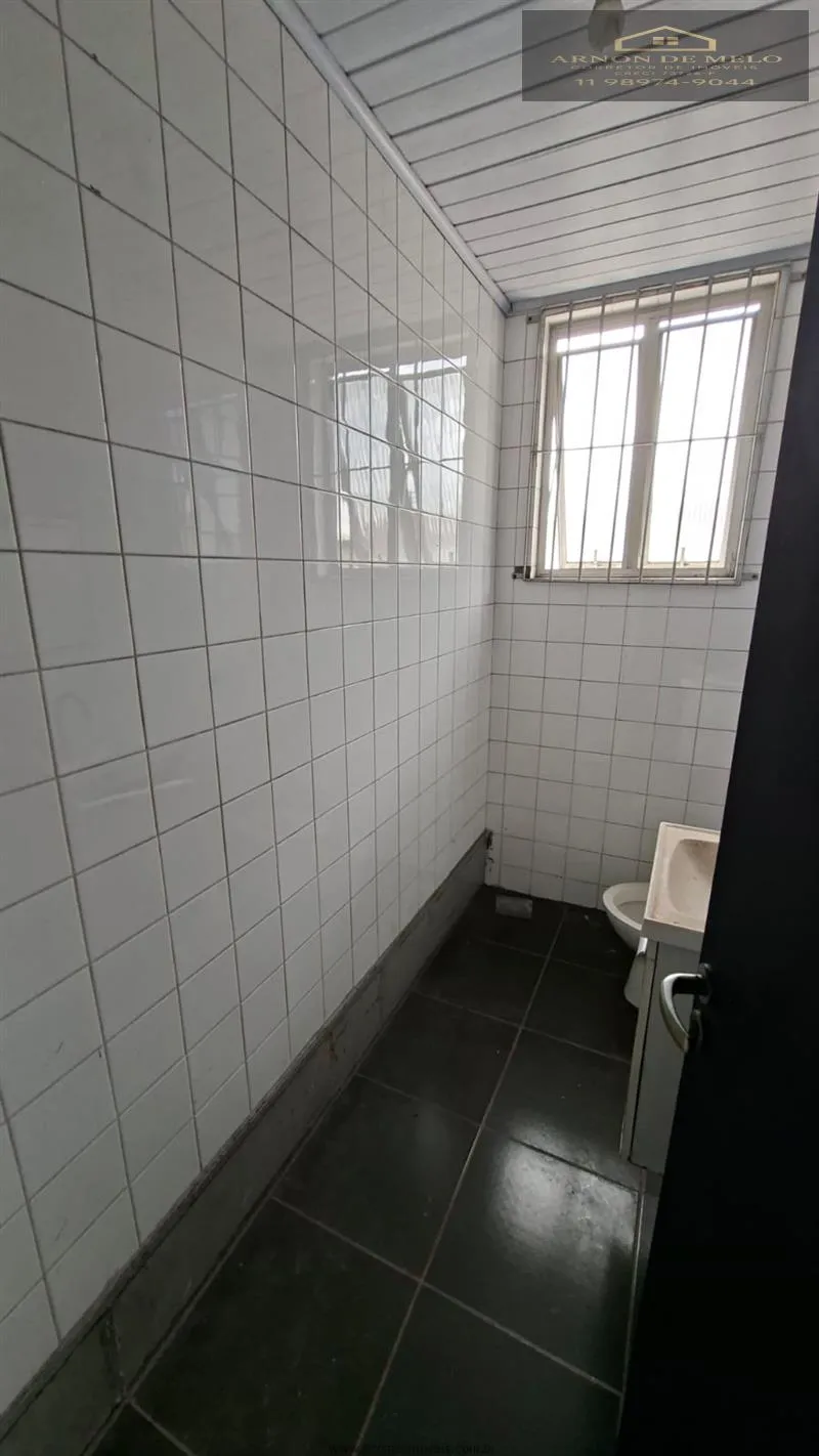 Imagem Lojas para locação em São Vicente no bairro Centro