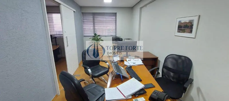 Imagem Ótima sala comercial, 33 m² ideal para montar seu consultório ou escritório